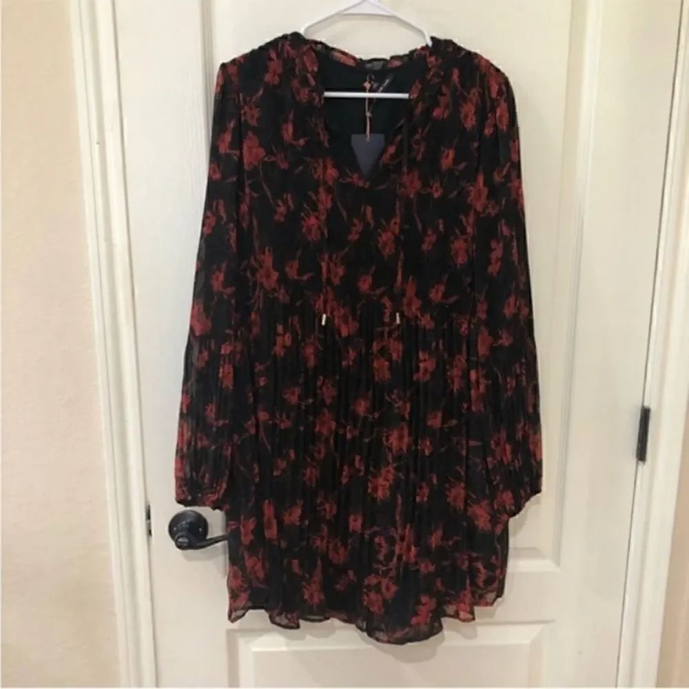 NWT Skies are Blue Dress